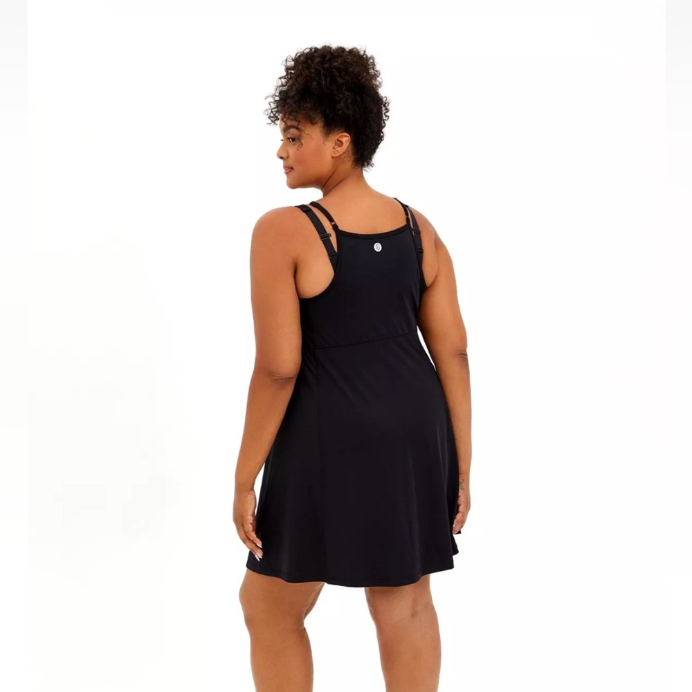 Torrid Activewear Knit Dress Size 2- Black with built in shorts- EUC